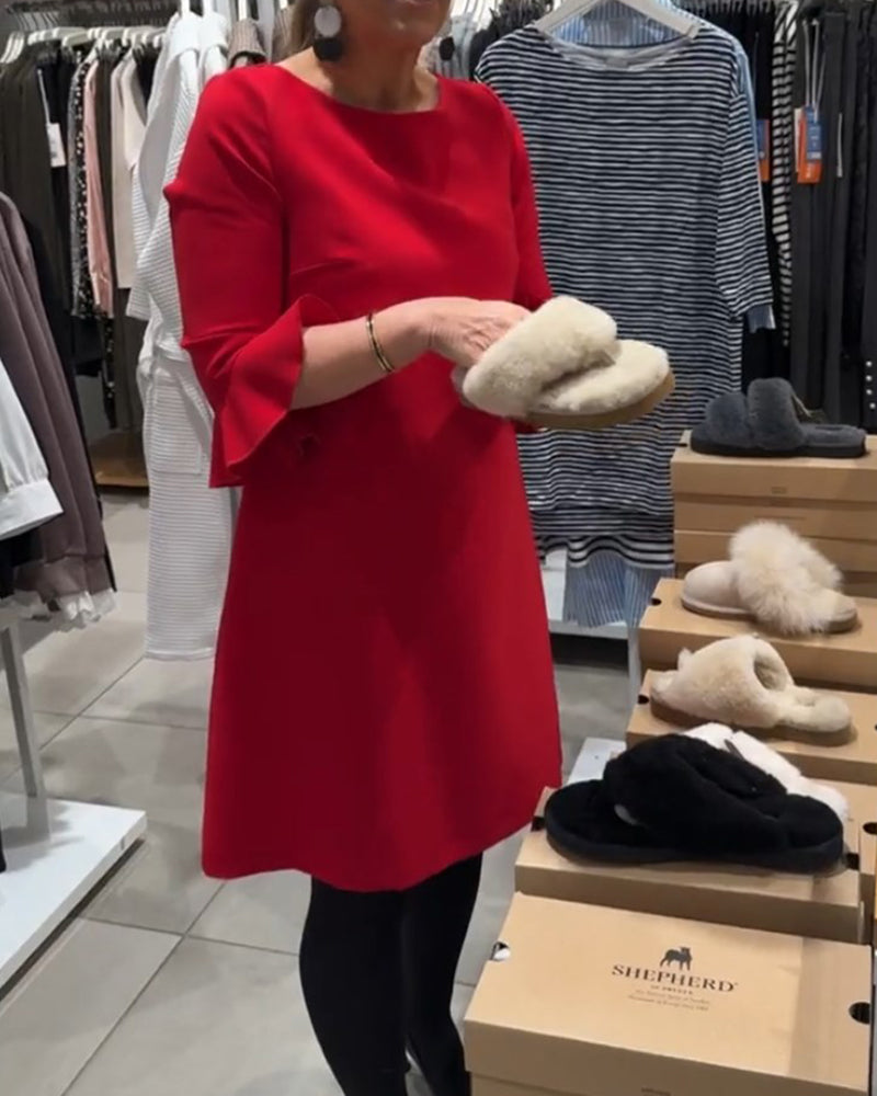 Bell sleeve solid color dress