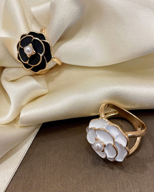 Camellia scarf buckle