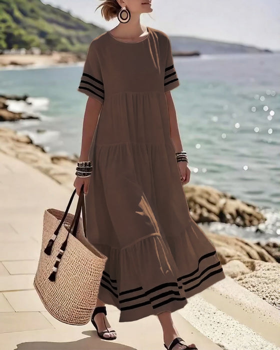 Fashionable Holiday Short-Sleeved Dress