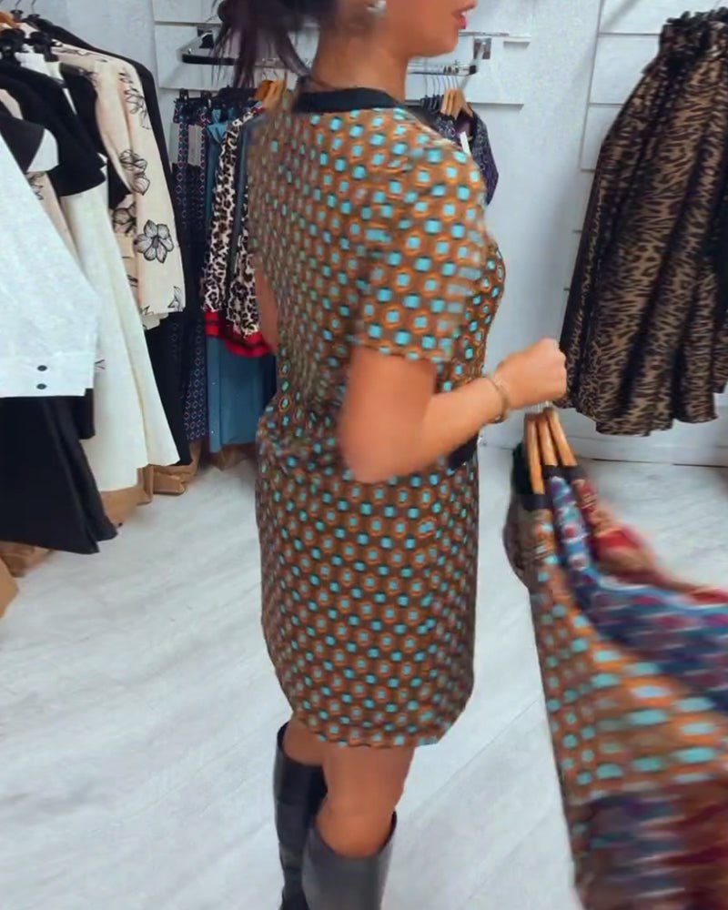 Fashionable polka dot print round neck short sleeve dress