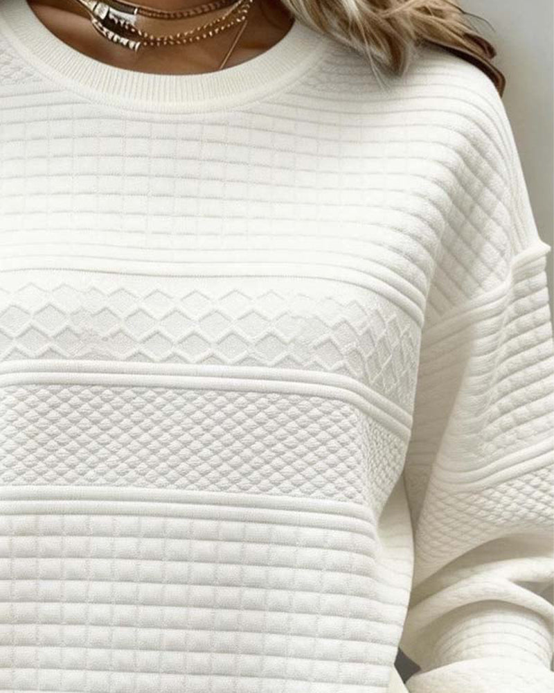 Twist Round Neck Sweatshirt